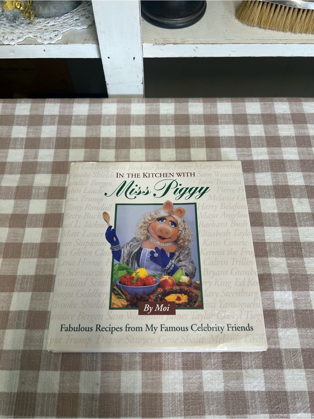 Miss piggy cookbook in the kitchen with miss piggy time life recipes 1996